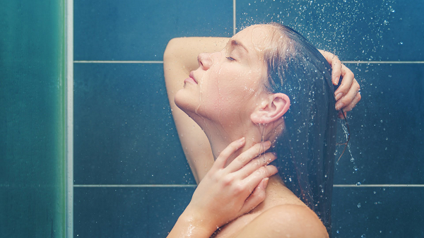 Фото 3 - Важно принять душ после секса, это снизит риск возникновения прыщей