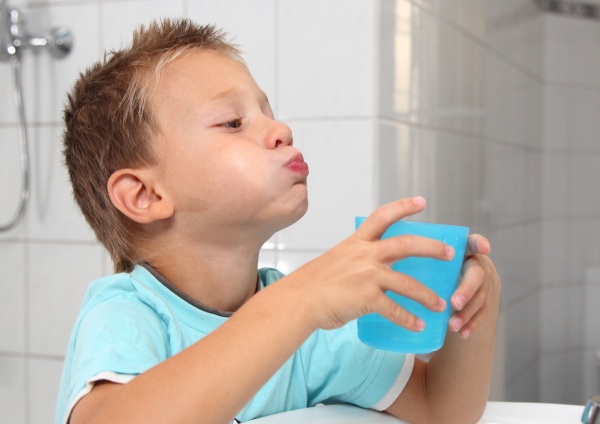 Фото – 7 Правильная гигиена рта с детства поможет предотвратить проблемы с зубами и деснами во взрослом возрасте
